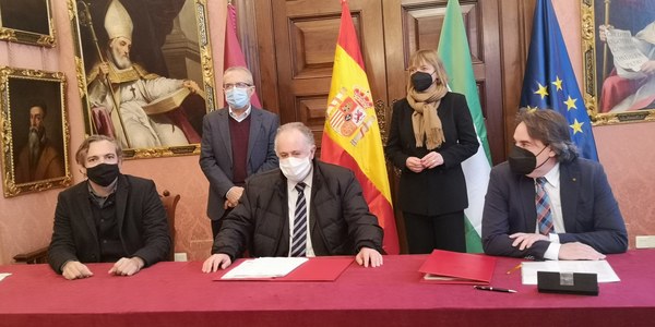 El Ayuntamiento de Sevilla adquiere  seis viviendas más a través del ejercicio del derecho de tanteo y retracto para darles un uso social por parte de Emvisesa