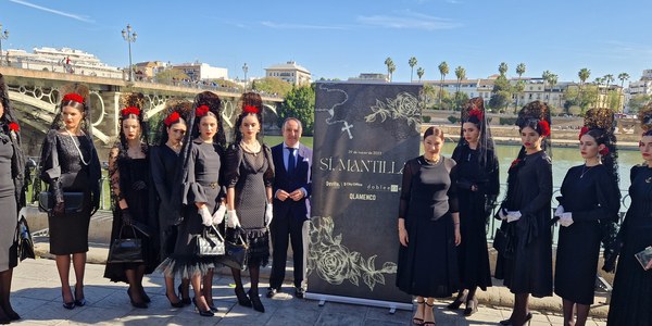 El Ayuntamiento vuelve a apoyar el evento de promoción ‘Sí mantilla’ dentro de su estrategia de impulso de la moda local y sus diseñadores