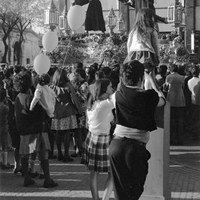 Lugar de privilegio. Hermandad de San Roque por la calle Imagen. 1968 ©ICAS-SAHP, Fototeca Municipal de Sevilla, fondo Serrano 