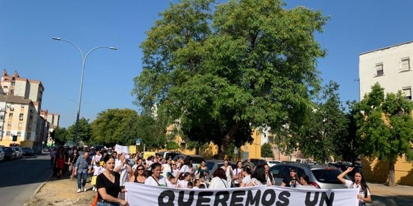 Sevilla desde la mirada de los niños y las niñas demanda en el Polígono Sur un barrio limpio y mejor